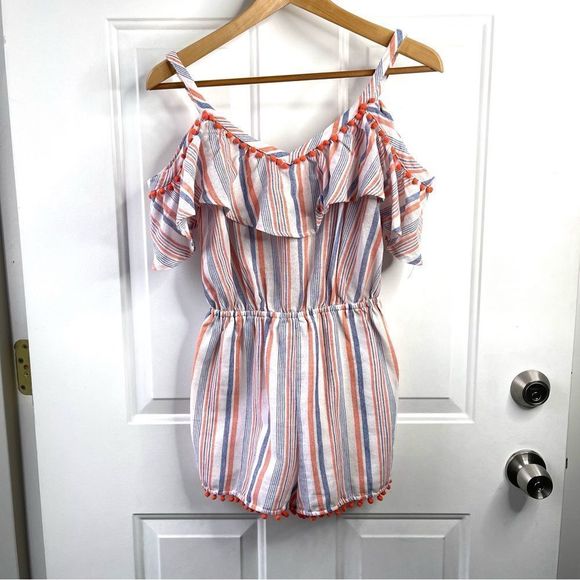 Moon River Ruffle Coral Stripe Cold Shoulder Pom Pom Vacation Romper Size Small - Picture 4 of 12
